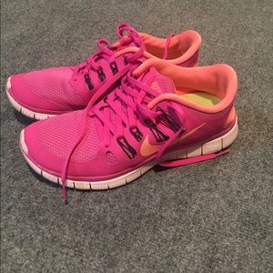 Women’s Nike Free Run- Size 10